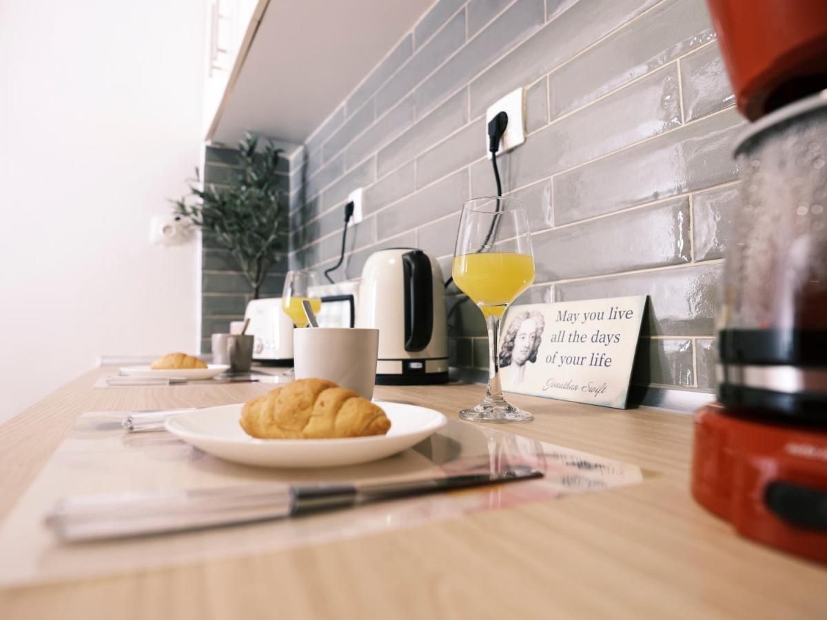 "Under The Olive Tree"- Beautiful Apartment In The Heart Of Athena Bagian luar foto